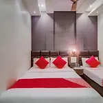 Oyo 42009 Hotel A One Suite