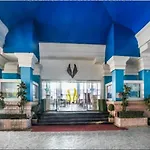Royal Palms Hotel