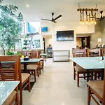 Hotel Skylink Hospitality Next To Amber Imperial