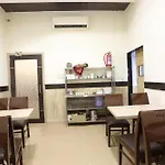 Hotel Kamran Residency-Near Us Embassy
