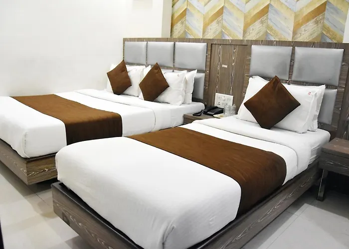Hotel Sanjary Palace