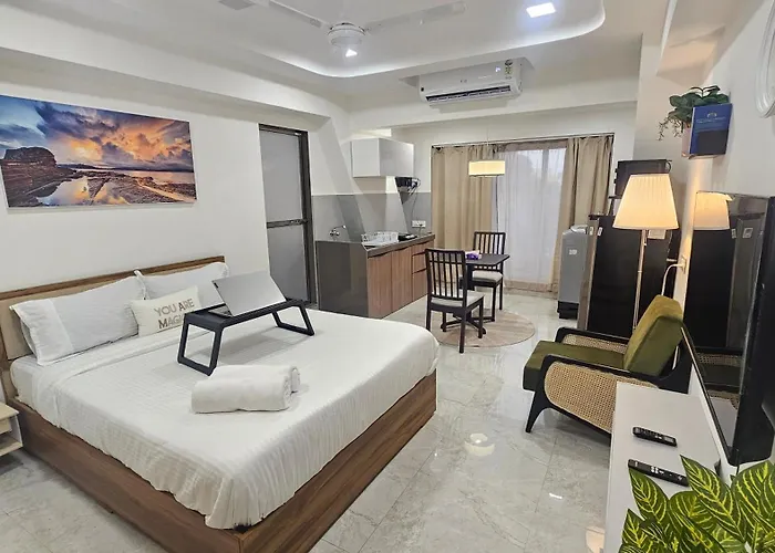 Lite Stays - Khar West