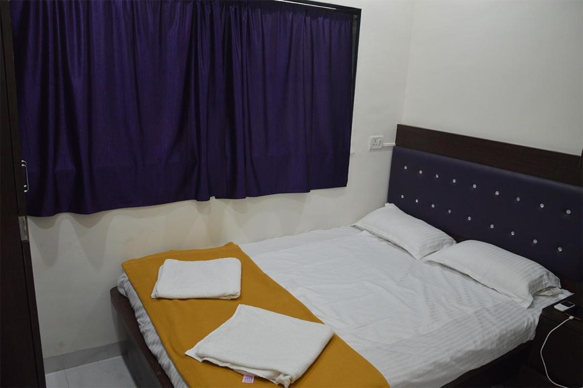 Kalina Male And Female Hostel *