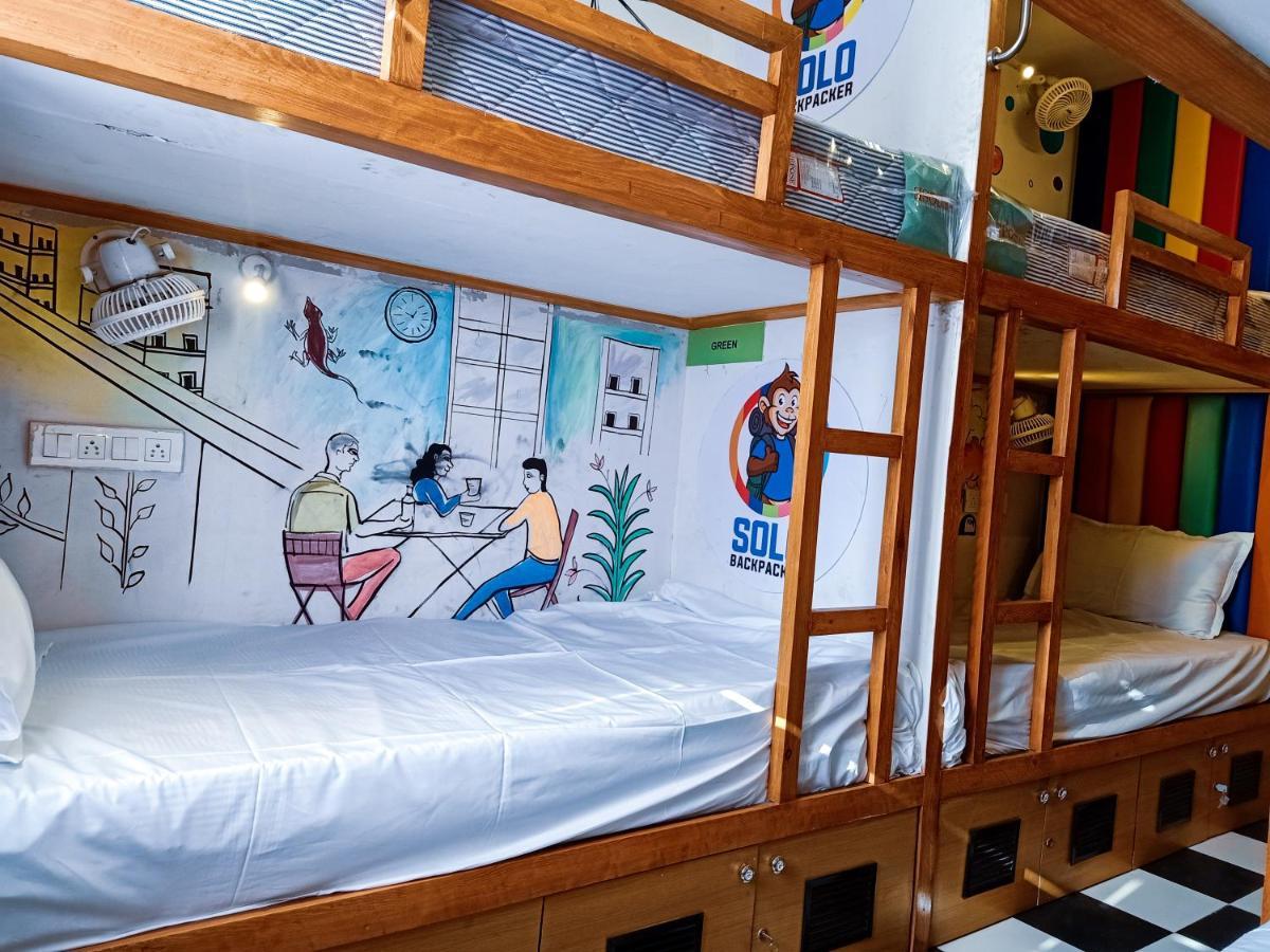 Solo Backpacker Hostel Mumbai