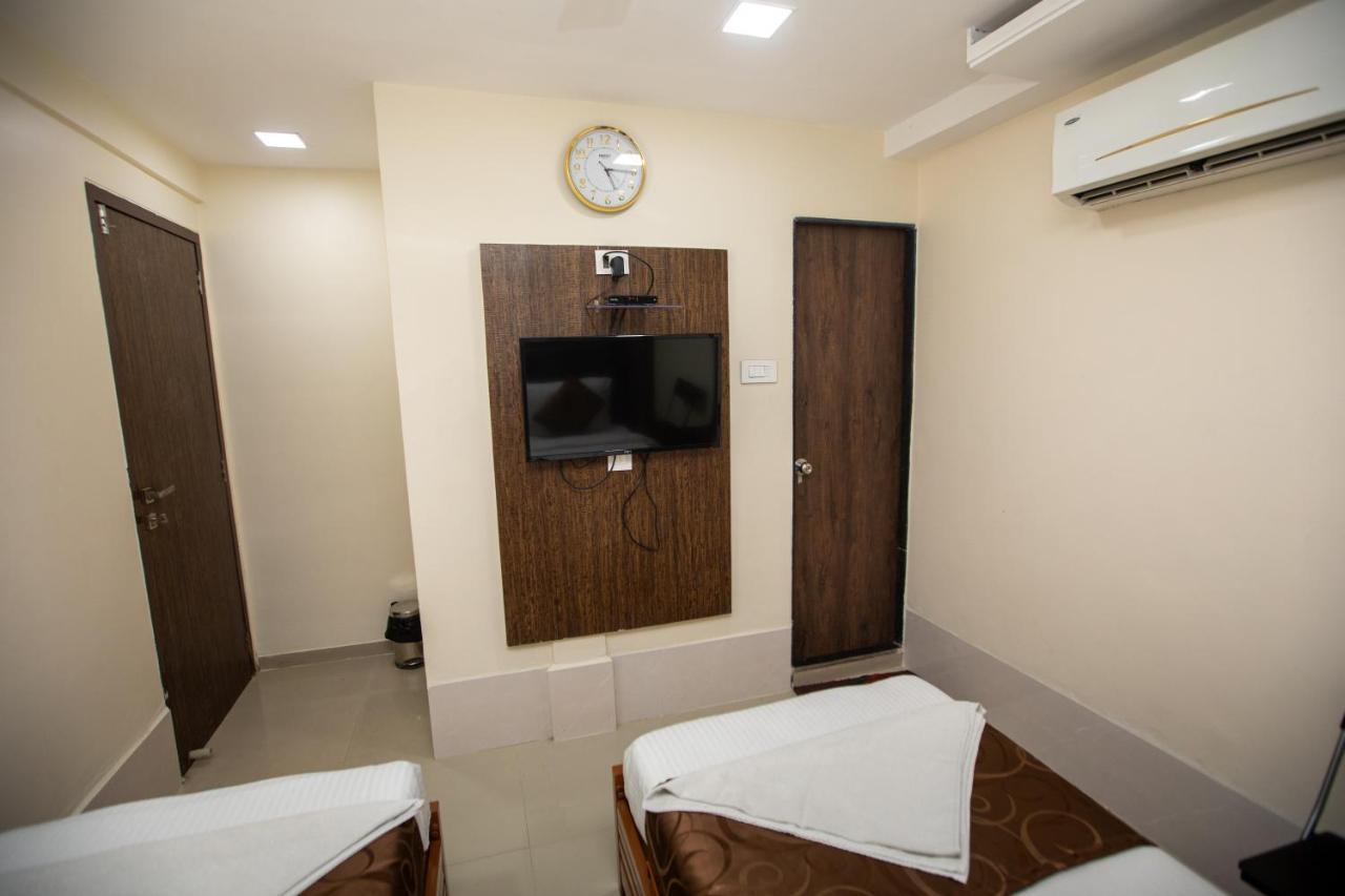 Hotel J D Residency Mumbai