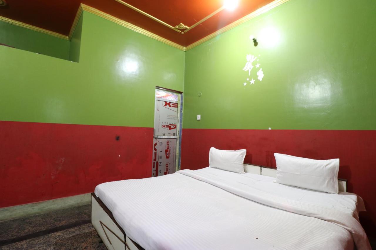 Oyo 44090 Classic Residency Hotel Mumbai