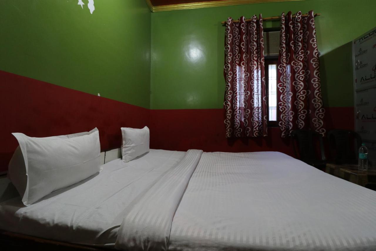 Oyo 44090 Classic Residency 3* Mumbai