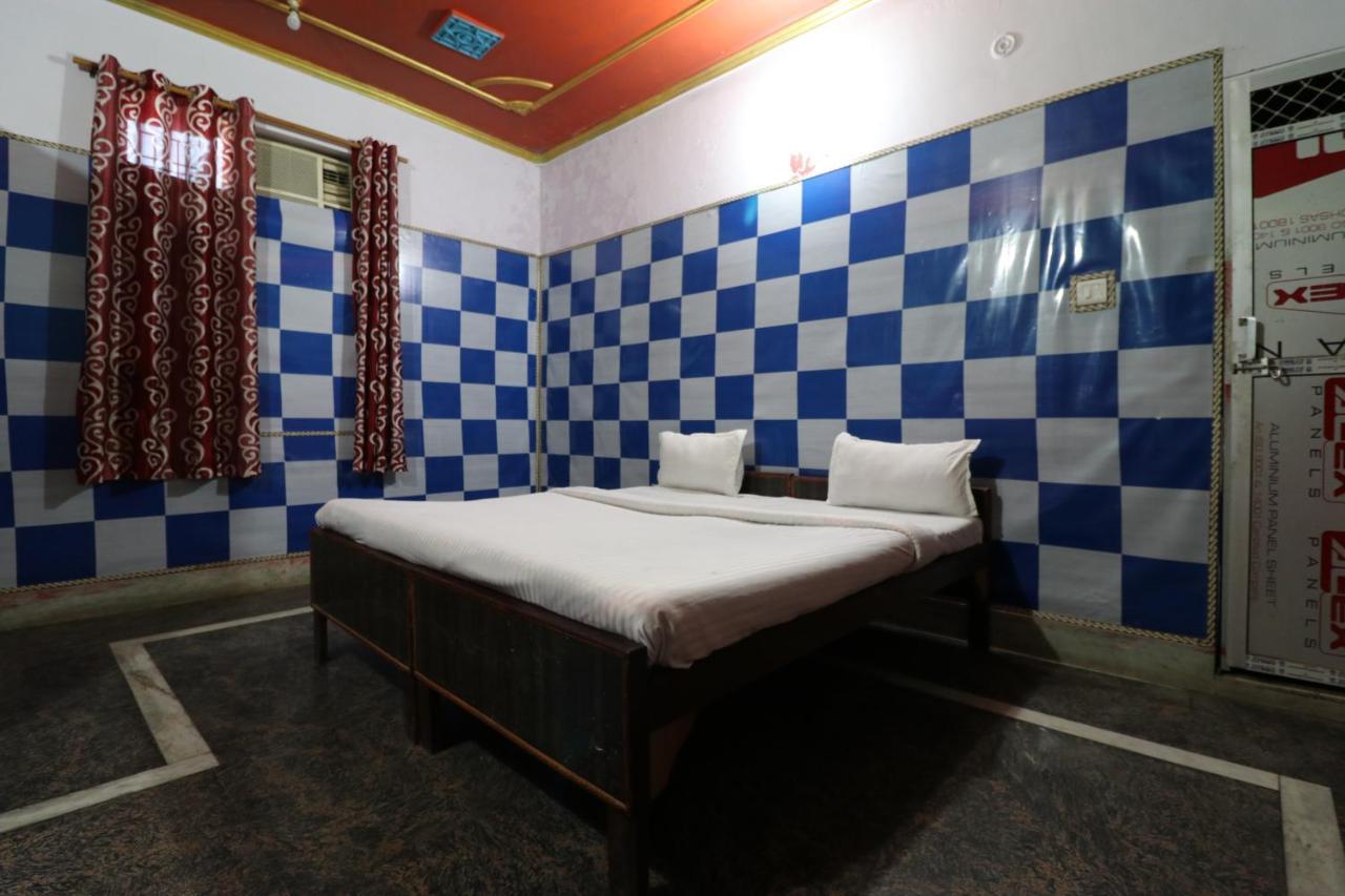 Oyo 44090 Classic Residency Hotel Mumbai