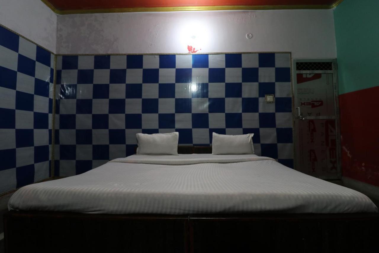 Oyo 44090 Classic Residency Hotel Mumbai
