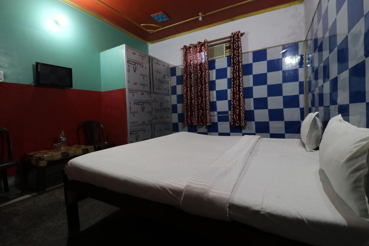 Oyo 44090 Classic Residency 3* Mumbai