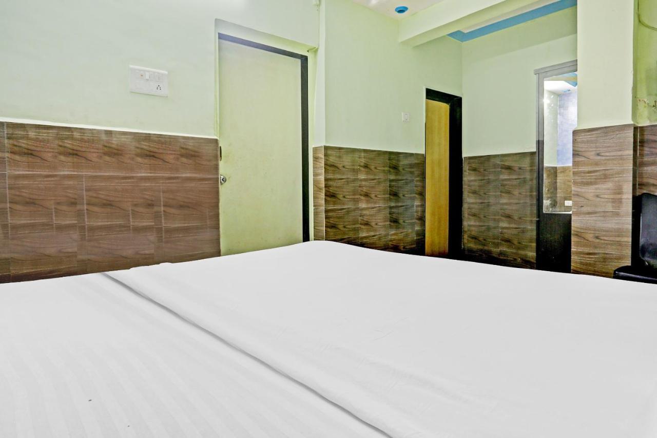 Oyo 44090 Classic Residency Mumbai
