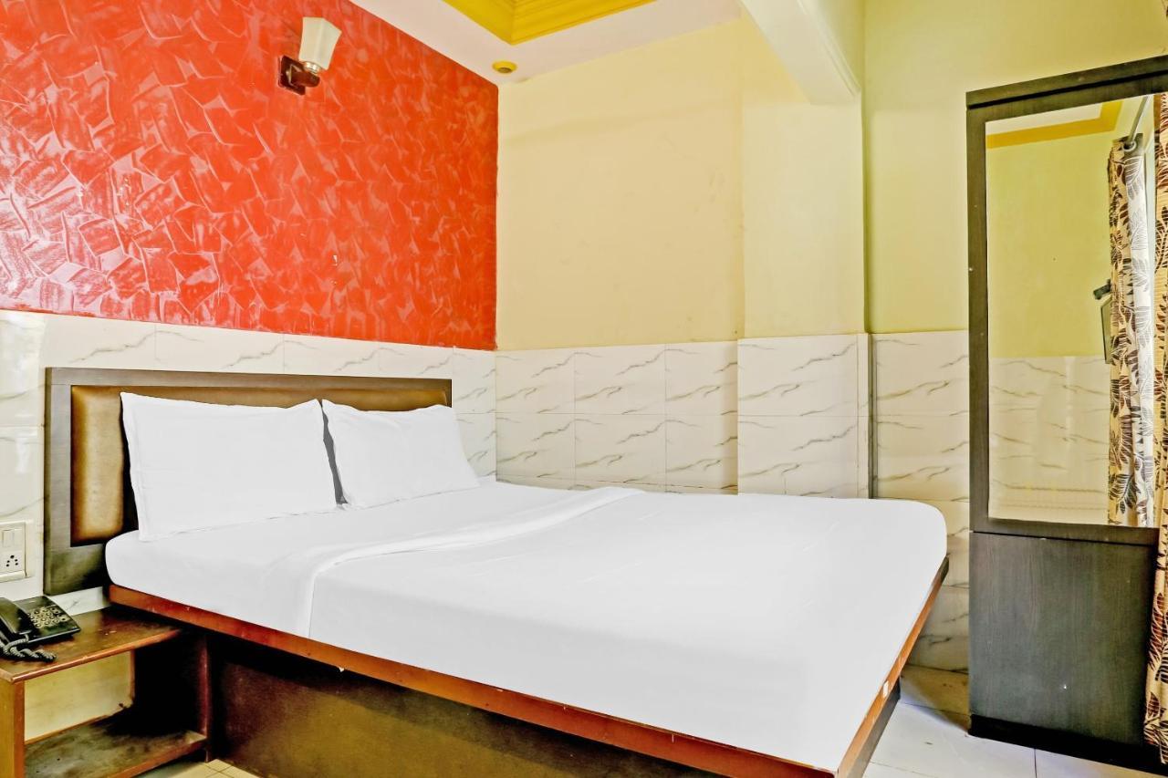 Hotel Oyo 44090 Classic Residency Mumbai