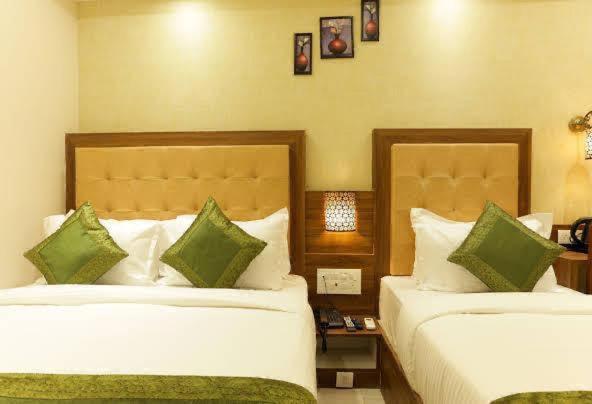 Hotel Skylink Hospitality Next To Amber Imperial 3*