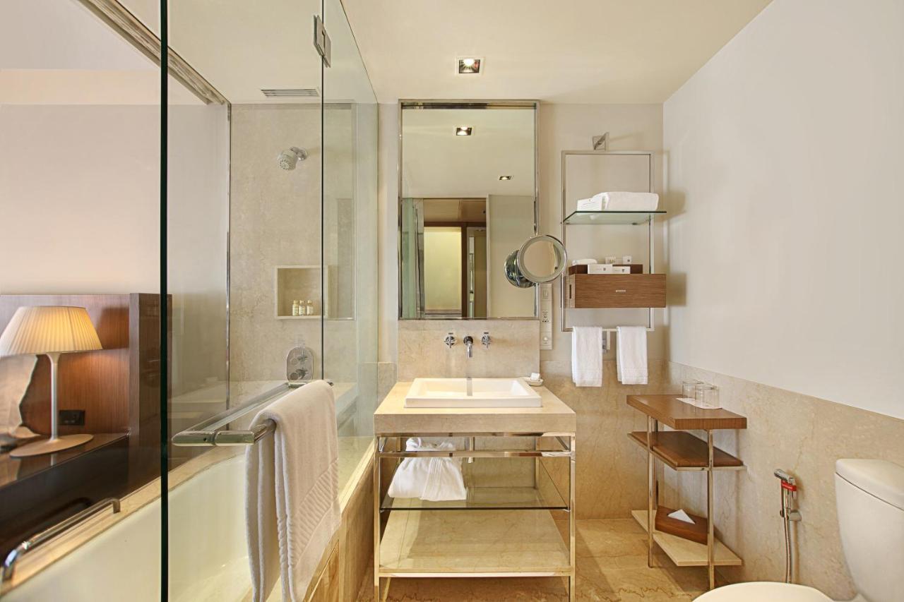 Trident Bandra Kurla 5*