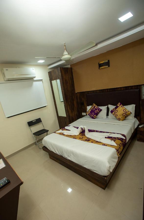 Hotel J D Residency Mumbai