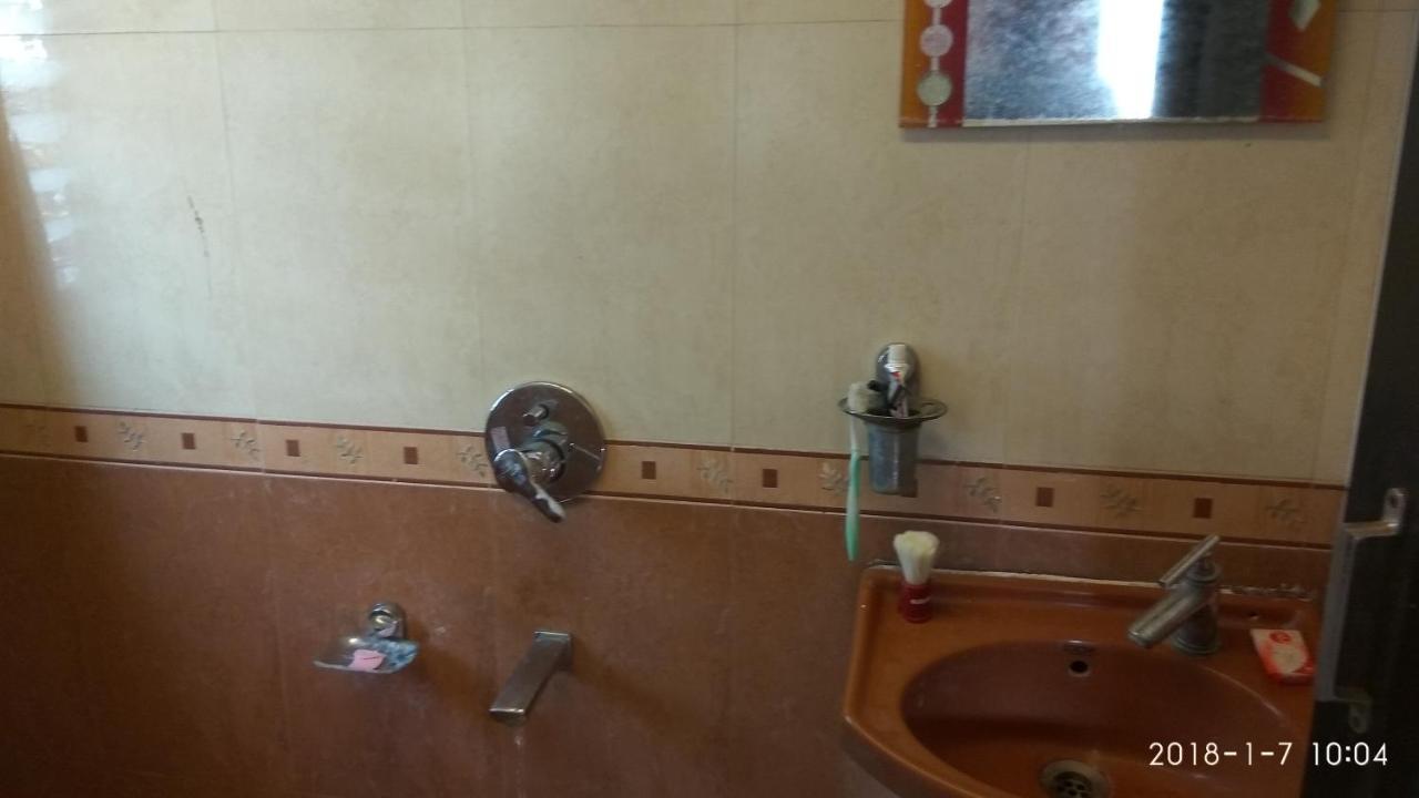 Agrawal Bhavan Budget Only For Indians *