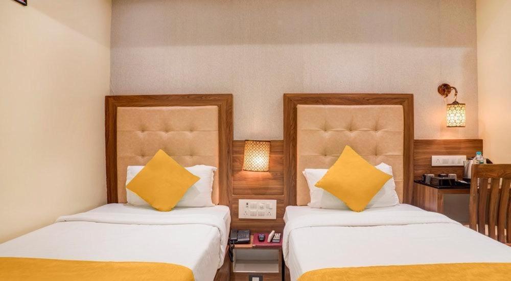 Skylink Hospitality Next To Amber Imperial Hotel Mumbai