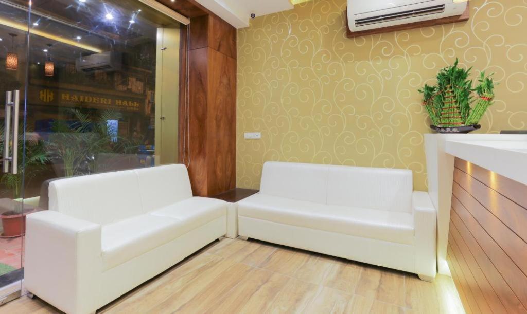 Hotel Skylink Hospitality Next To Amber Imperial 3*