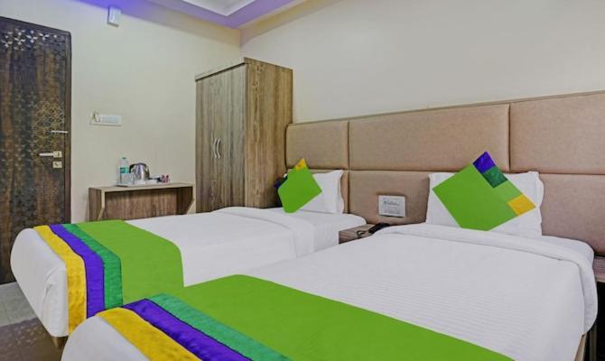 Skylink Hospitality Next To Amber Imperial Hotel Mumbai
