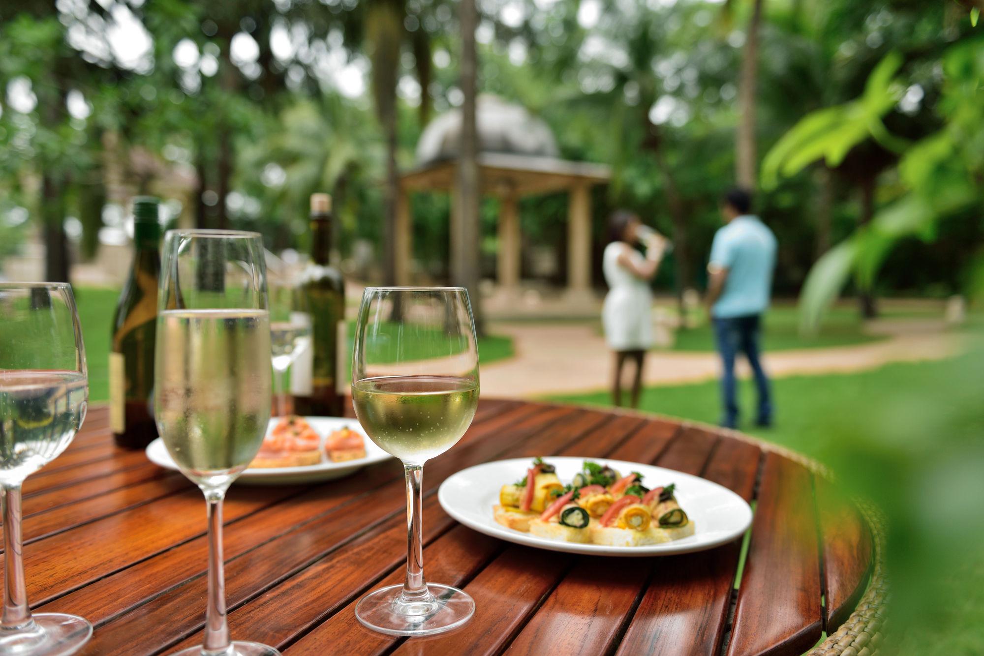 Marriott Executive - Lakeside Chalet, 5* Mumbai