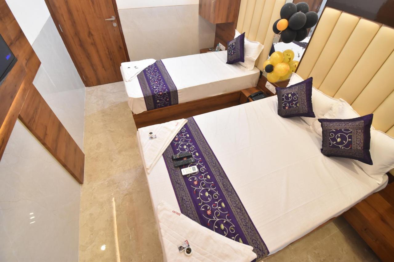 Dream Palace Residency - Near To Us Embassy Bkc