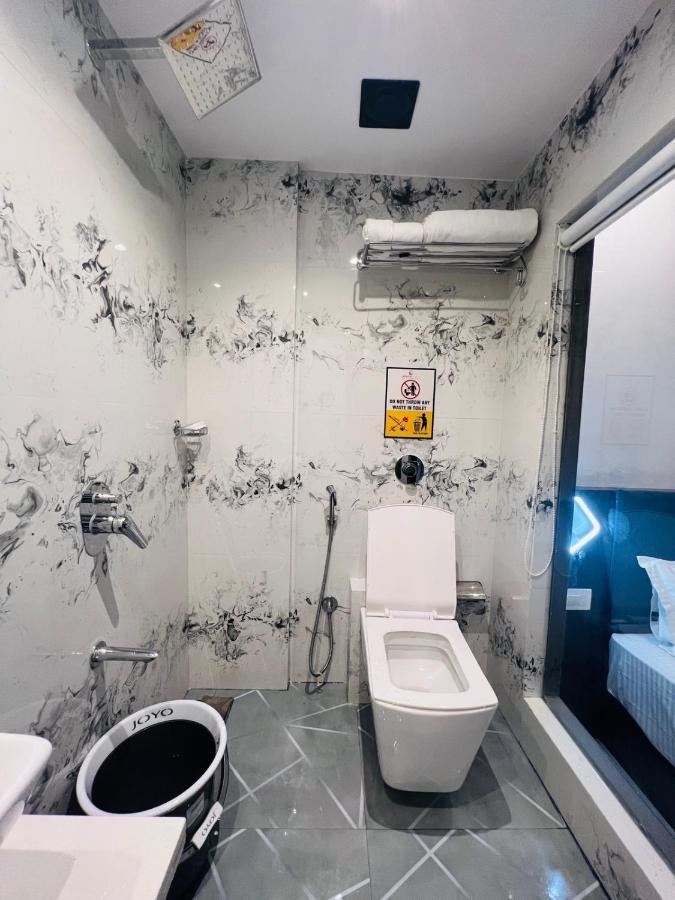 Hotel Larmont Luxury Mumbai