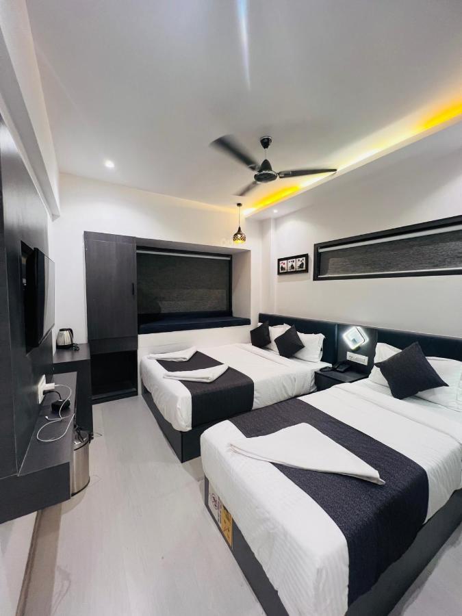 Larmont Luxury Mumbai