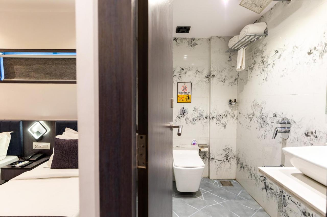 Larmont Luxury