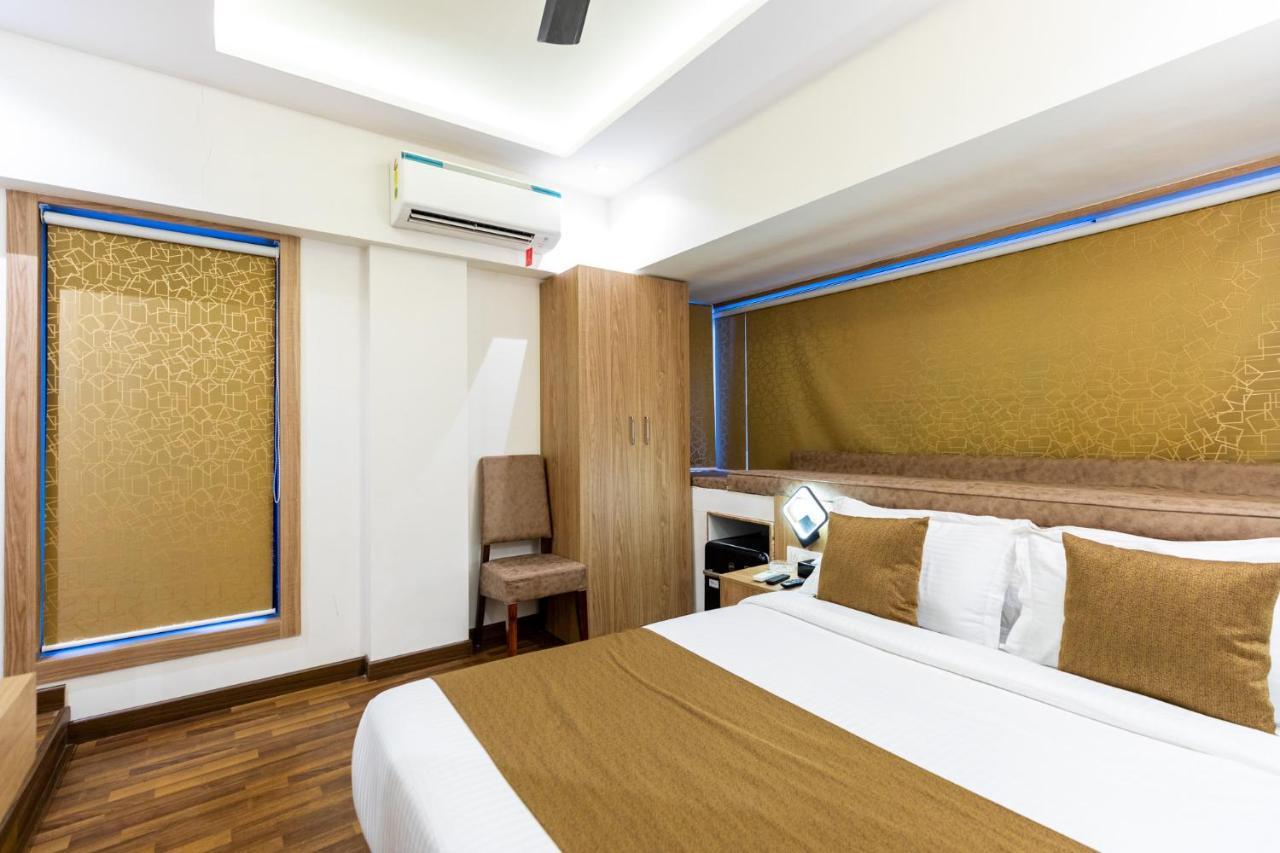 Hotel Larmont Luxury 3*