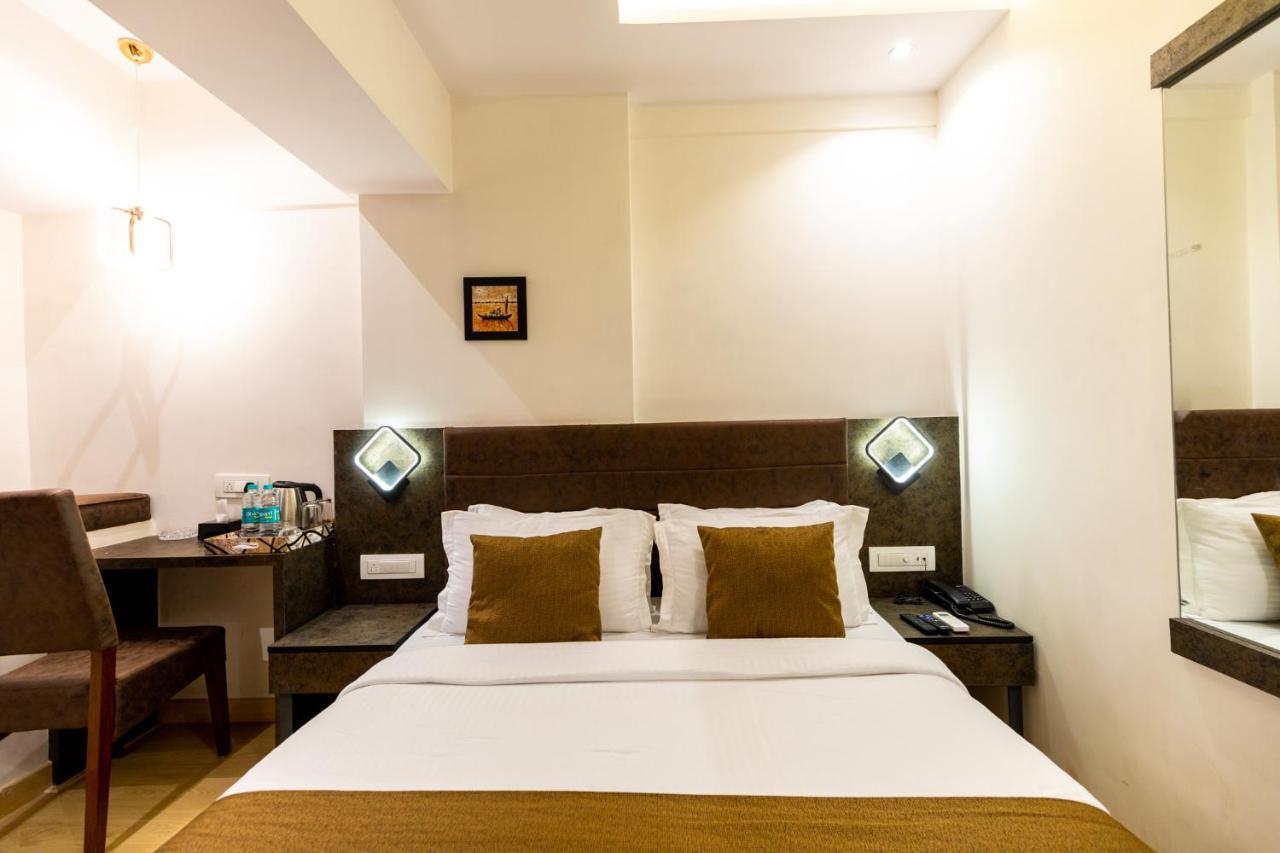Larmont Luxury Hotel Mumbai