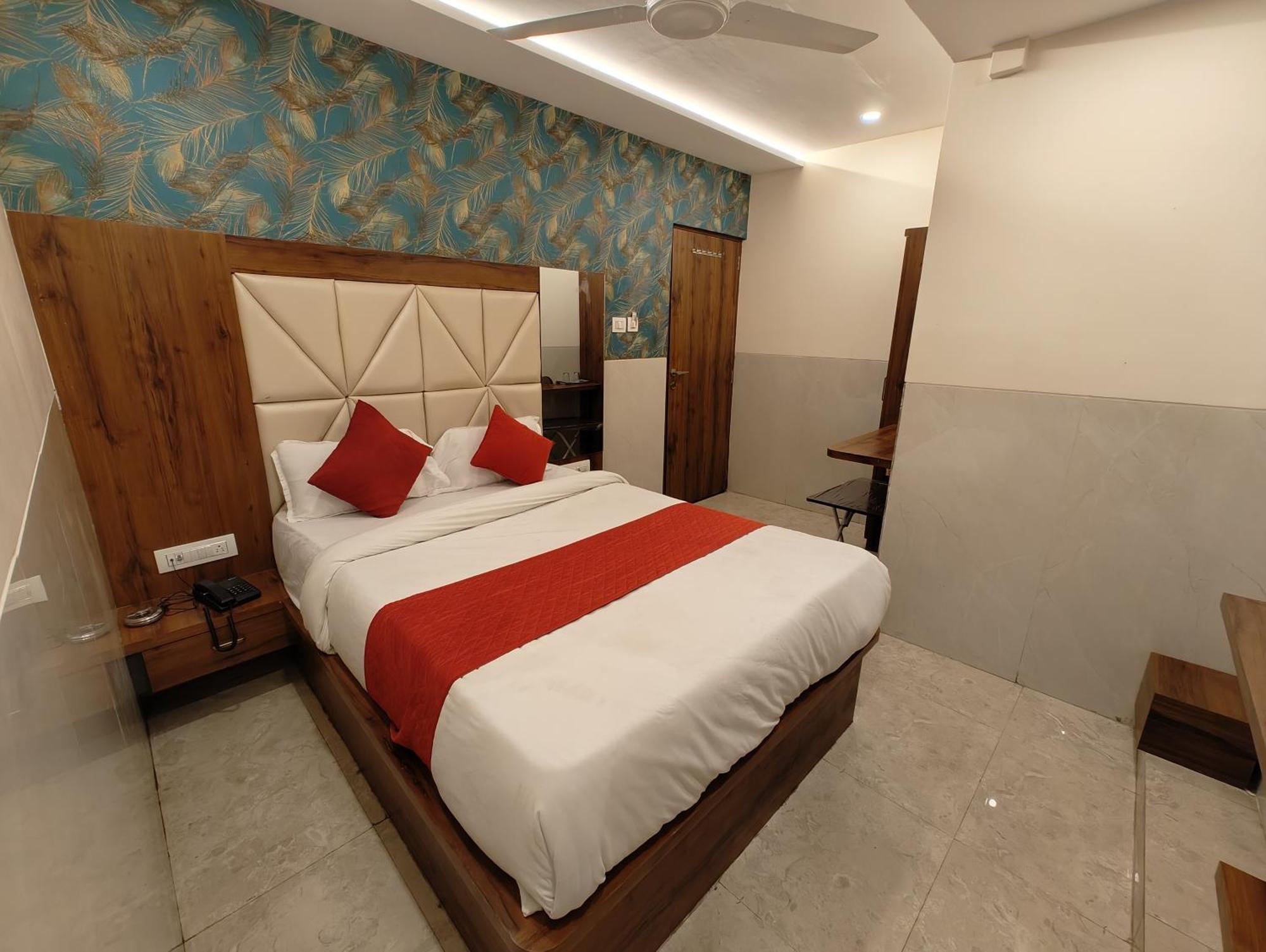 Dream Palace Residency - Near To Us Embassy Bkc Mumbai