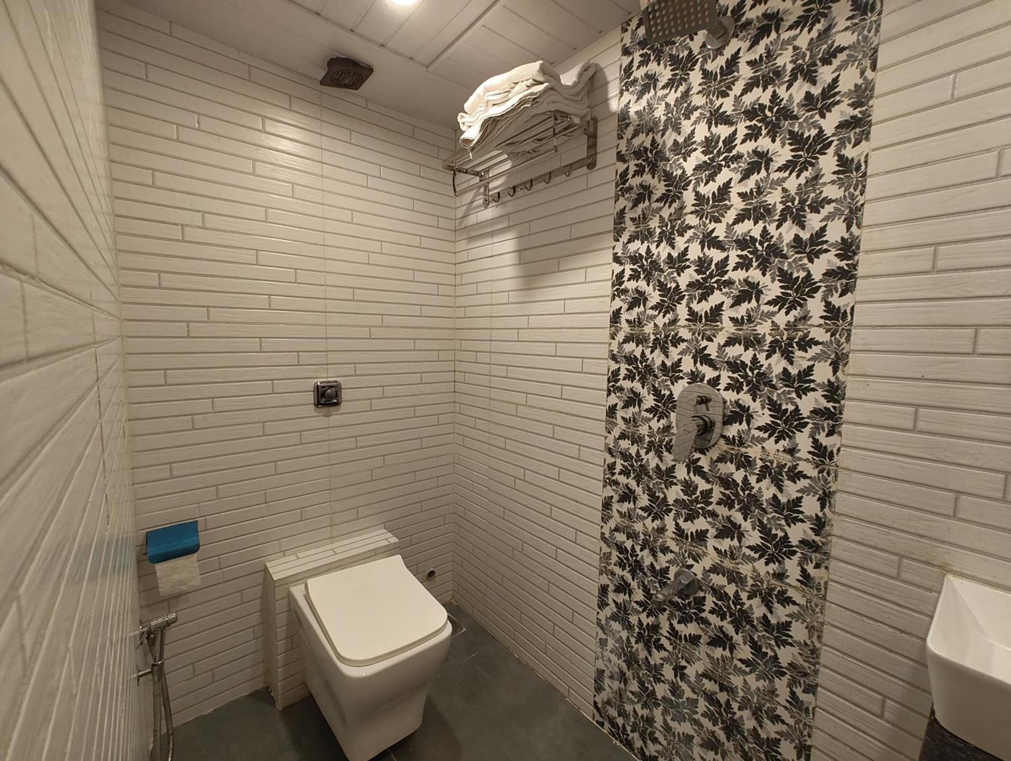 Bed & Breakfast Dream Palace Residency - Near To Us Embassy Bkc *