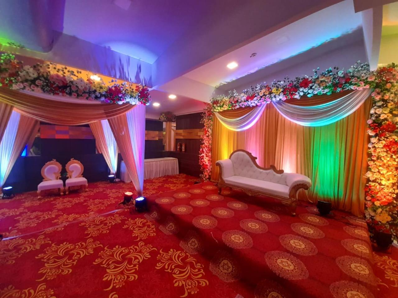 Hotel House Juhu, Santacruz West, Mumbai