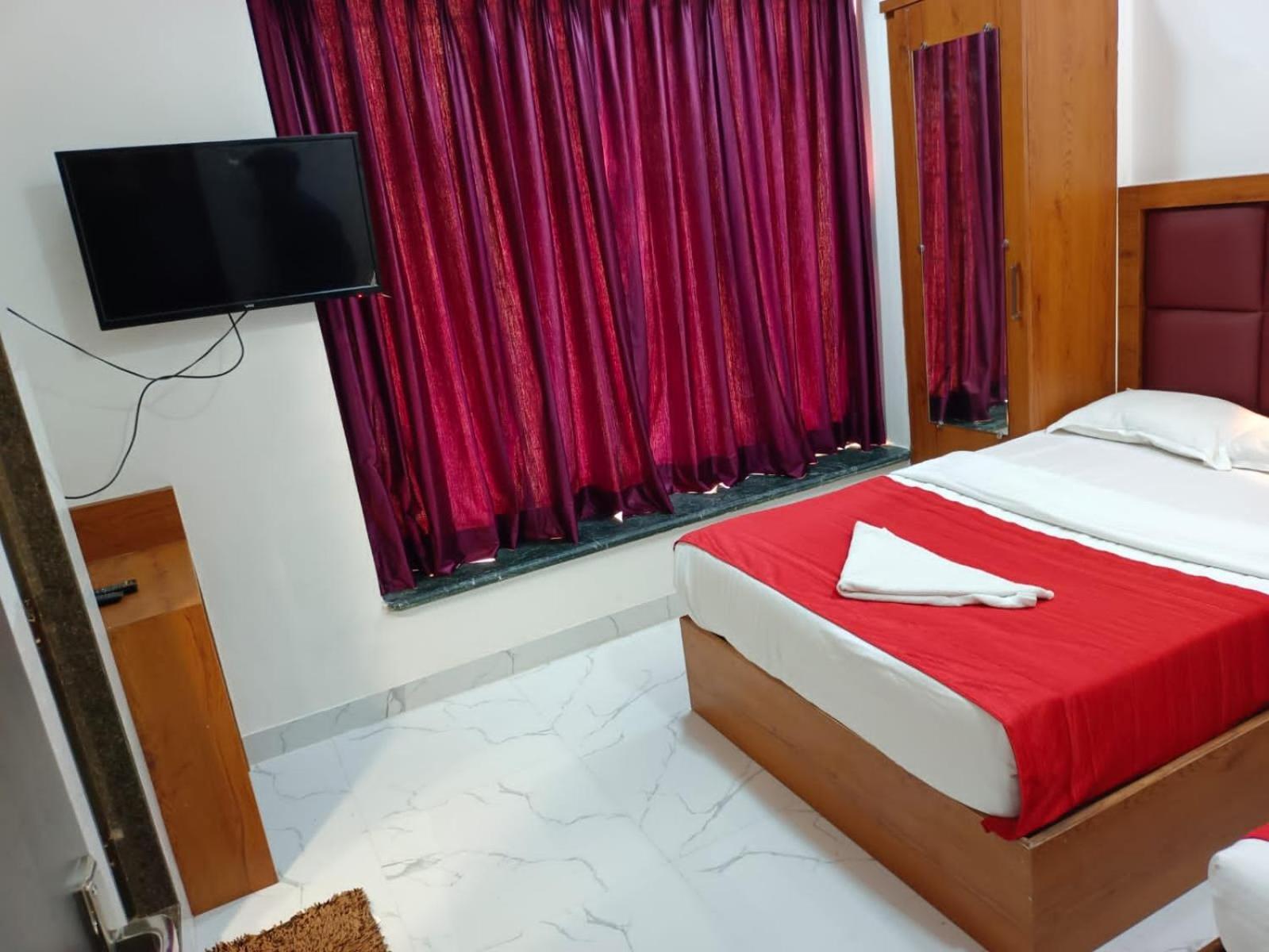 Hotel Airport Annex *