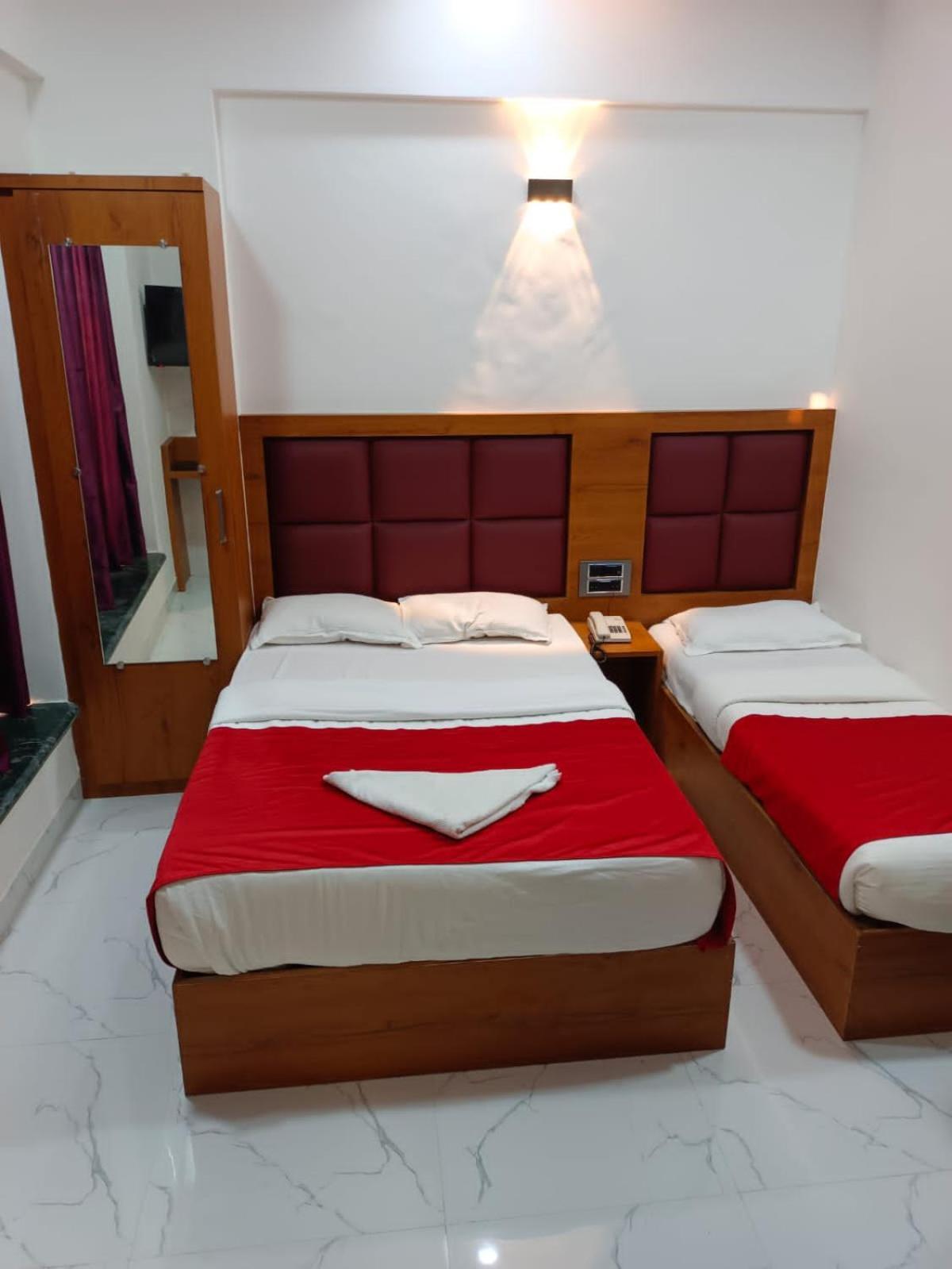 Airport Annex Hotel *