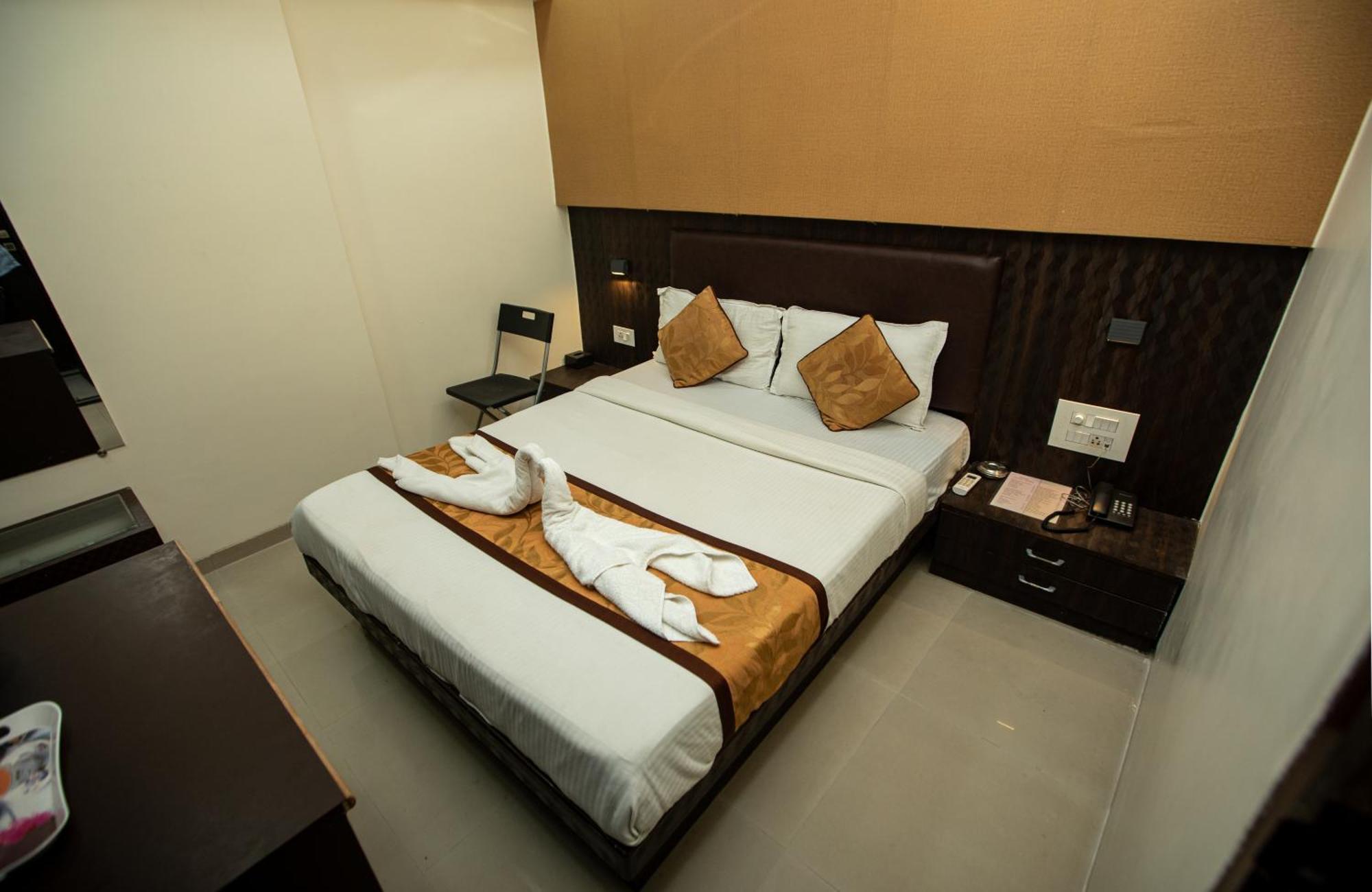 Hotel J D Residency Mumbai