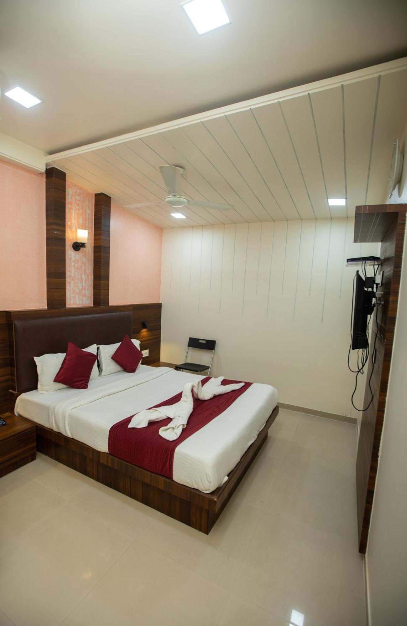 Hotel J D Residency Mumbai