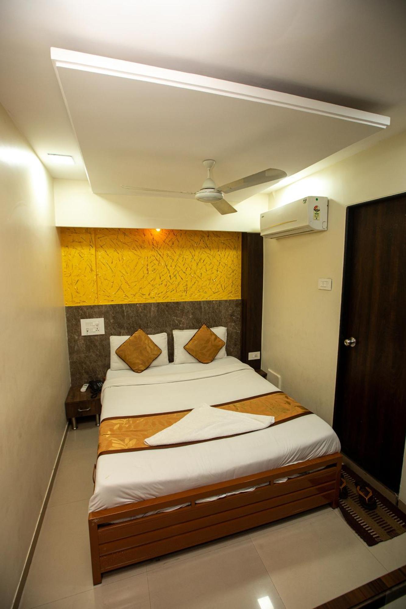 J D Residency Hotel Mumbai