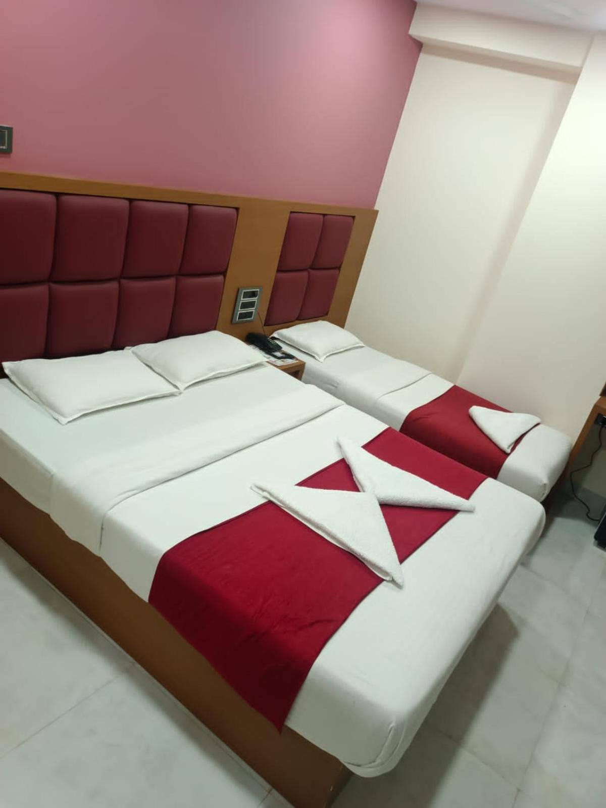 Hotel Airport Annex *