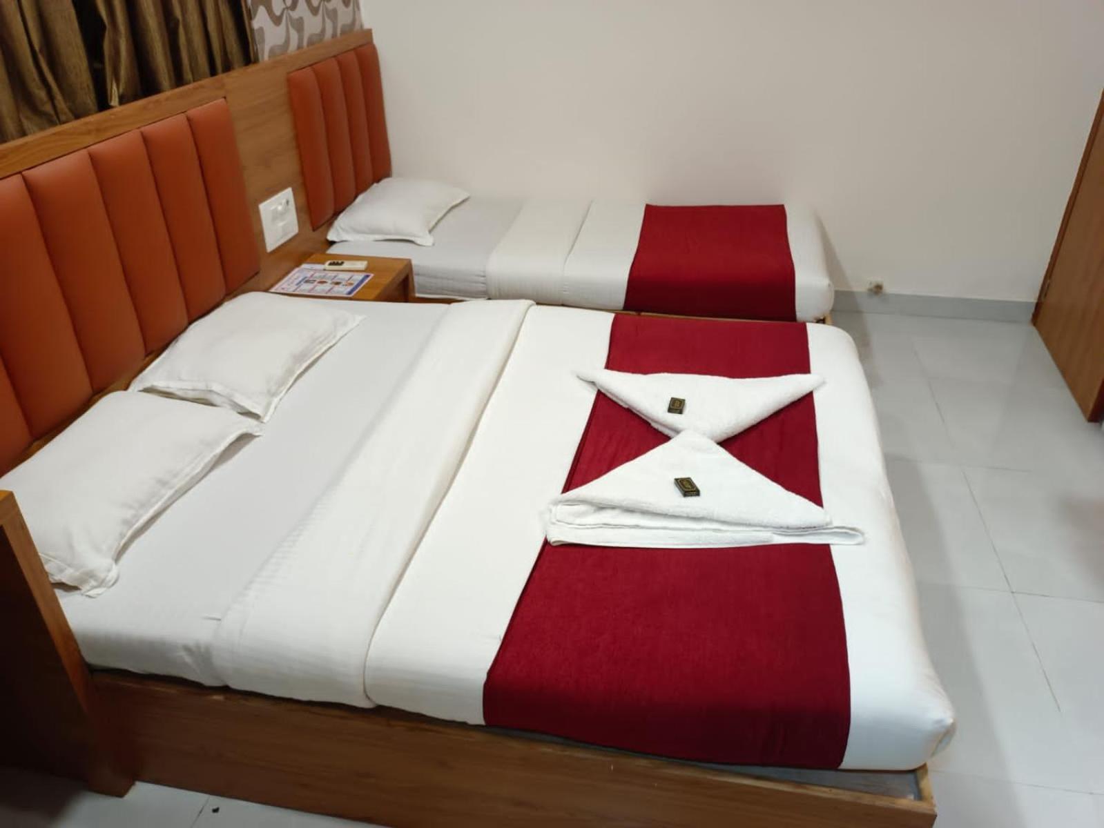 Hotel Airport Annex *