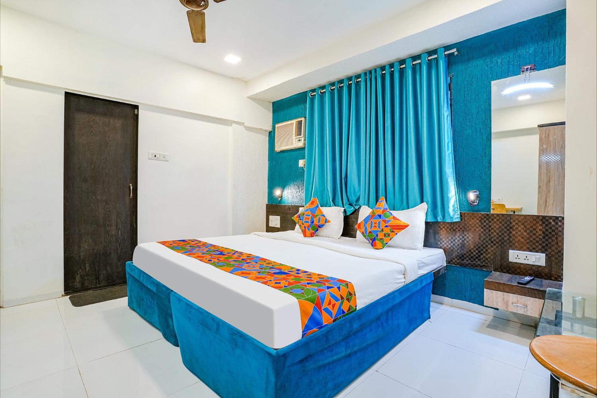 Bindra Elite 3* Mumbai