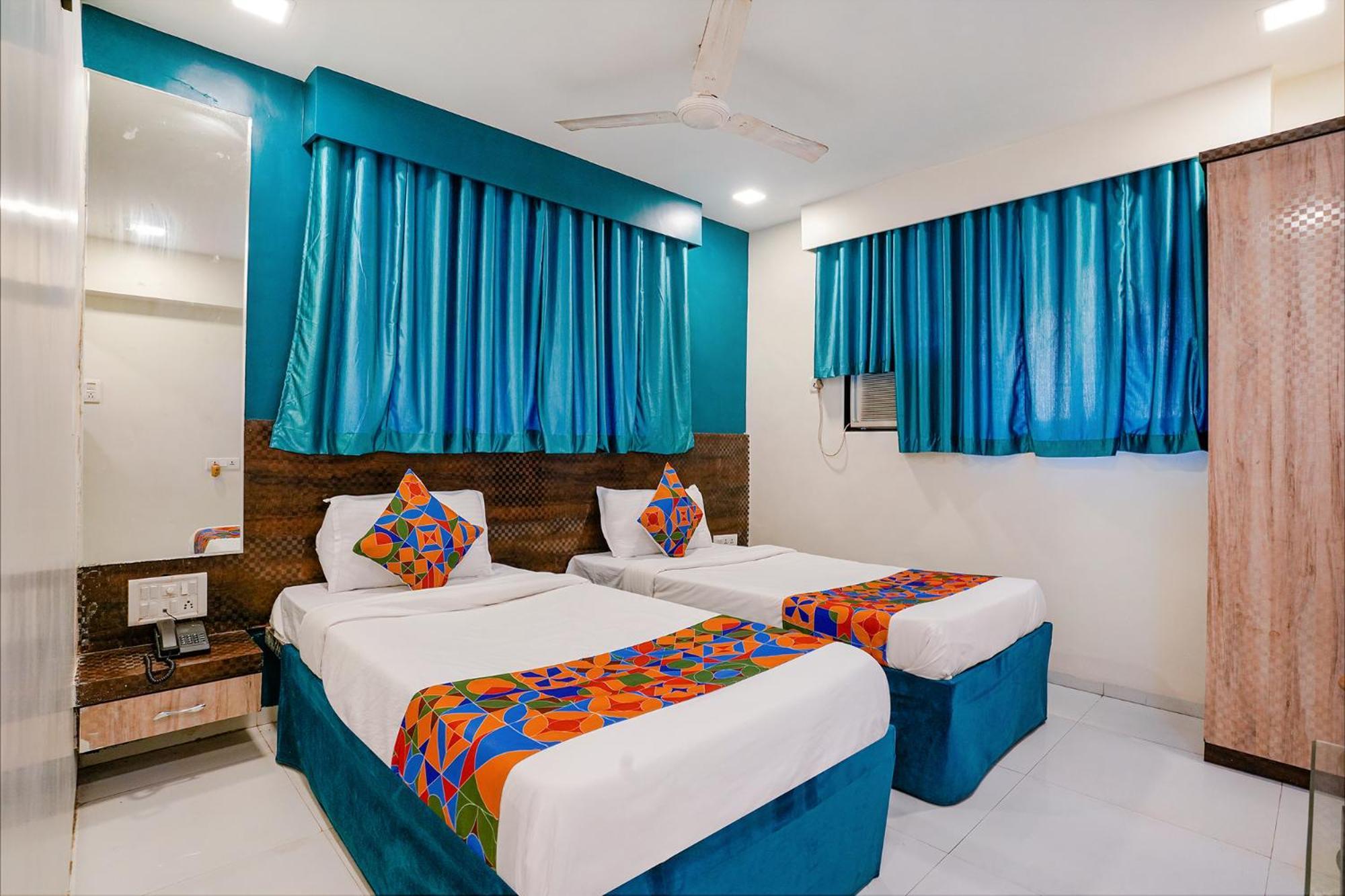 Bindra Elite Hotel 3*