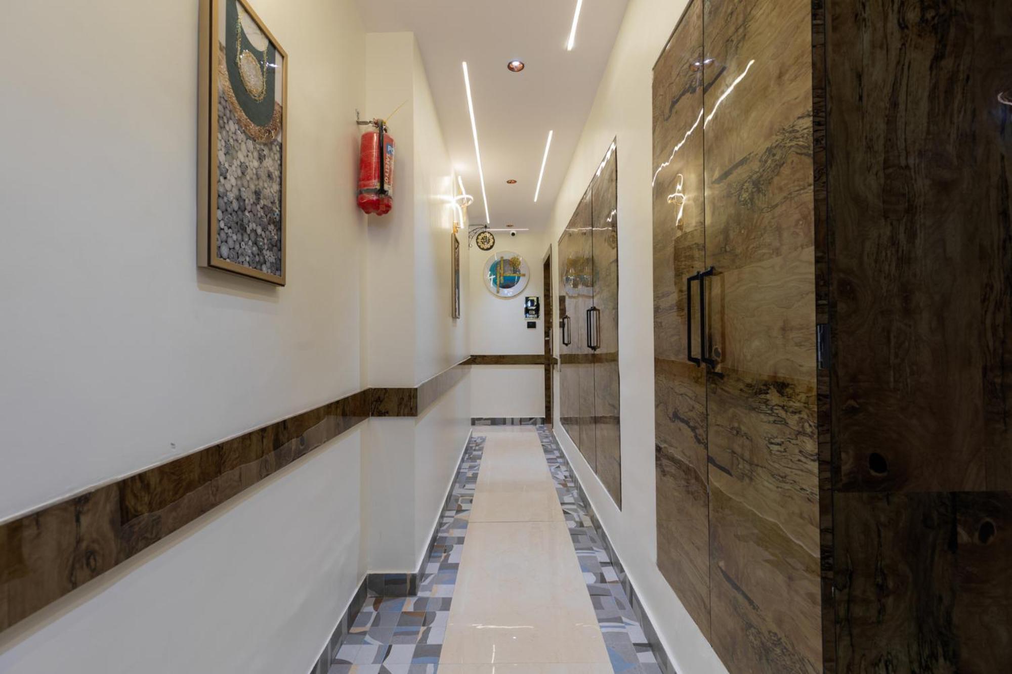 Larmont Luxury 3*