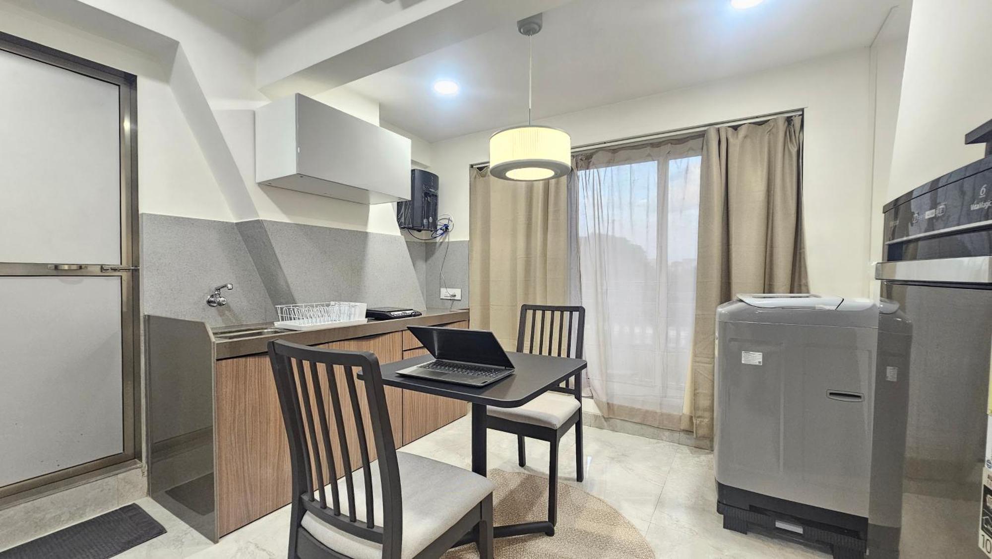 Apartment Lite - Khar West Mumbai