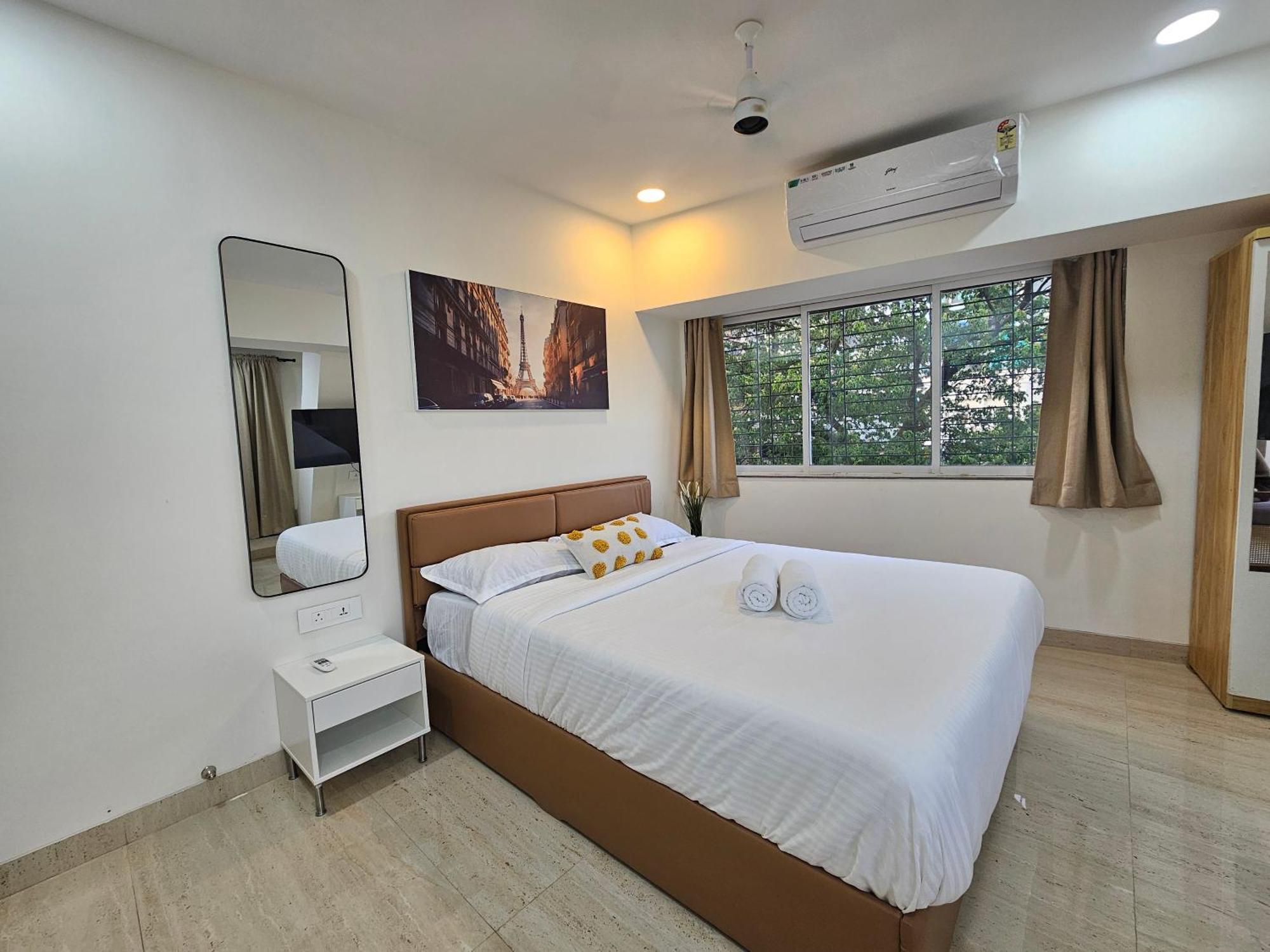 Lite - Khar West * Mumbai