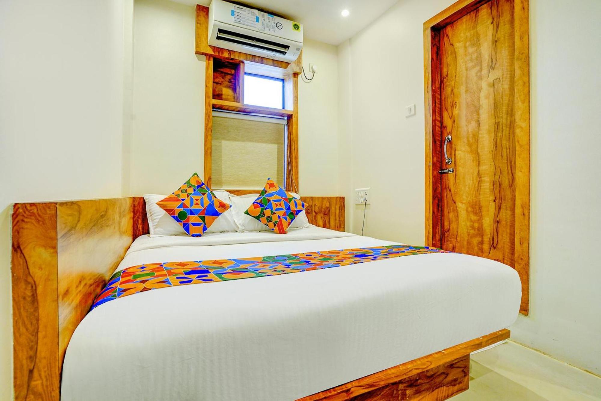 Fabhotel Indore Palace Mumbai
