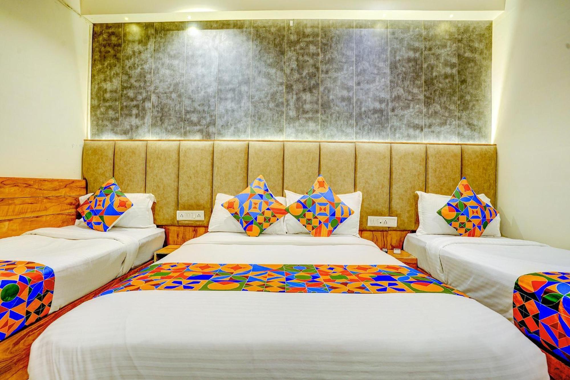 Fabhotel Indore Palace Hotel