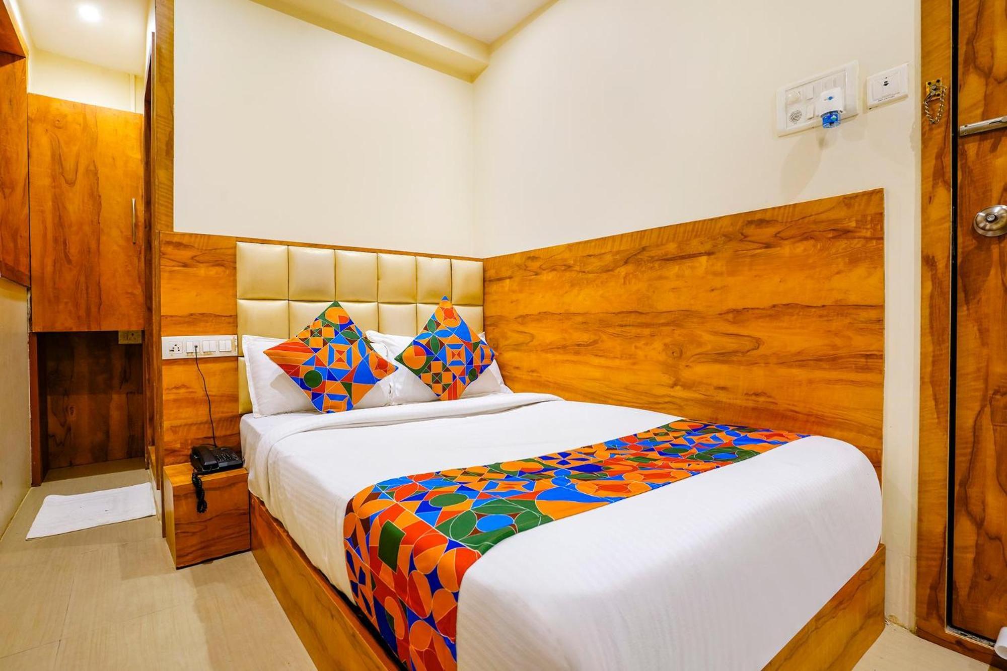 Fabhotel Indore Palace Hotel 4*