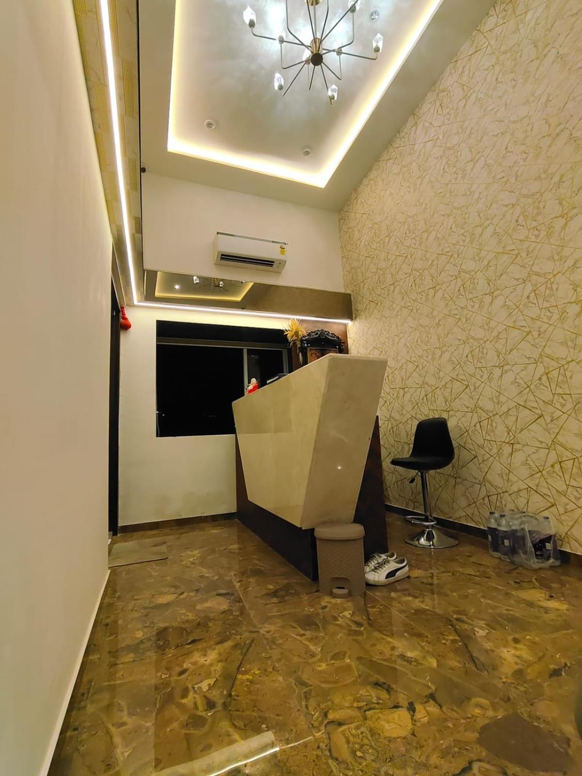 Mig Hotel 2*