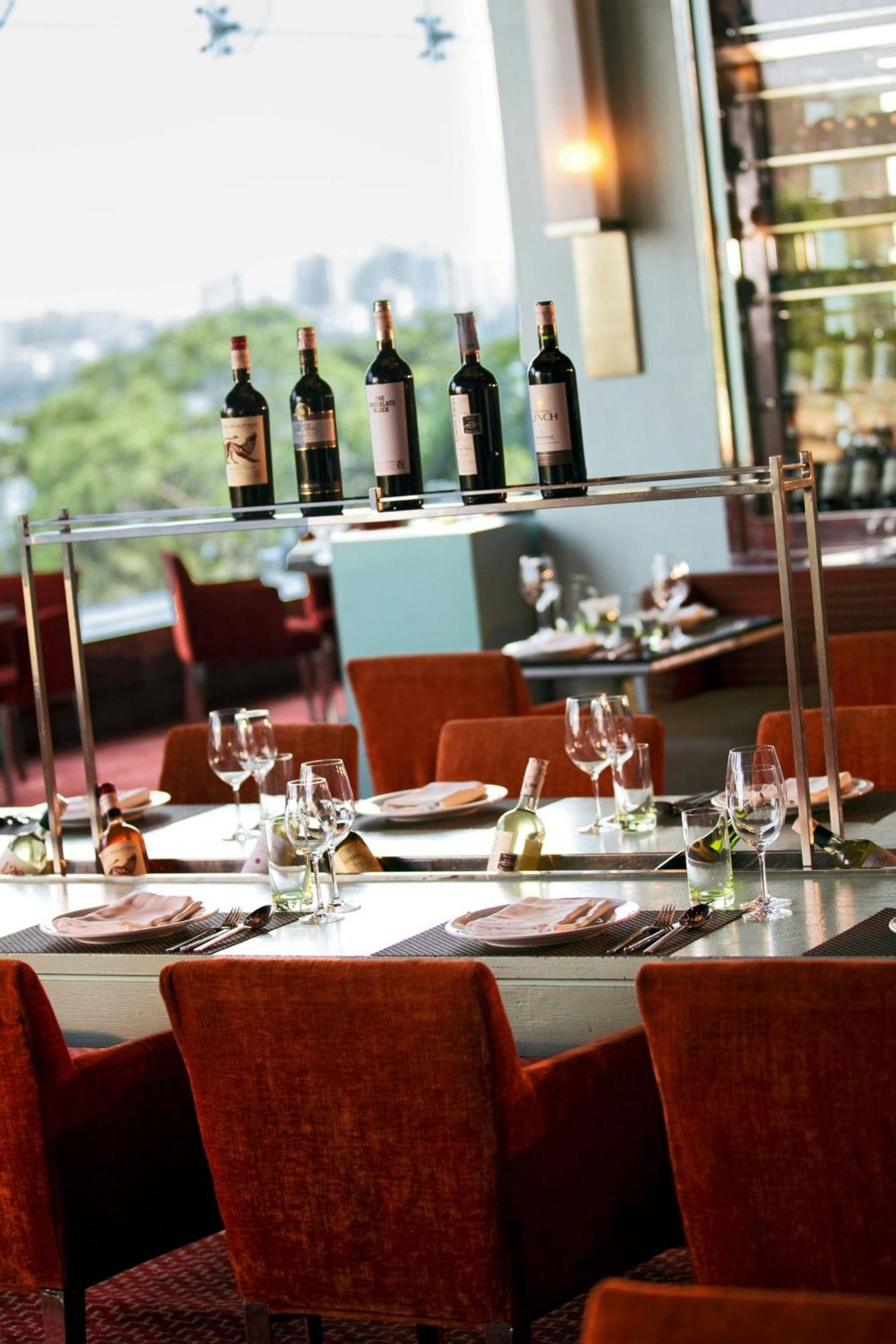 Hotel Marriott Executive - Lakeside Chalet,